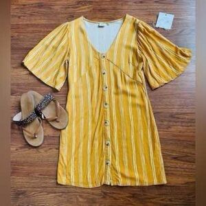 Good Luck Gem Mustard Yellow Button-Front Striped Dress – Size XL